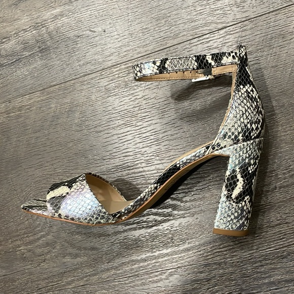 Aldo block heel sandals - Picture 3 of 11